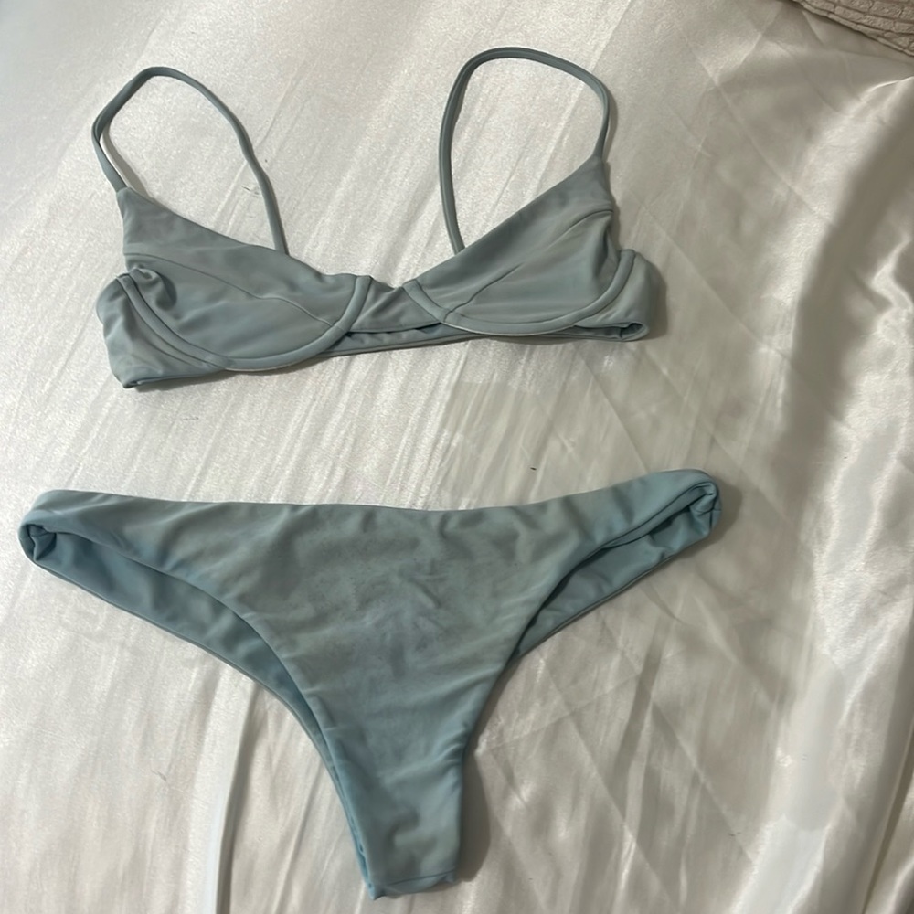 Benoa swim kua set